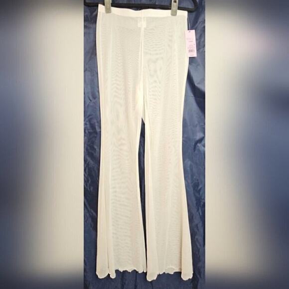 72.🆕 Wild Fable Mesh High Waist Flared Scalloped Hem Cover Up Pants White NWT - Picture 2 of 4